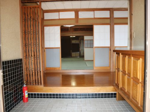 玄関