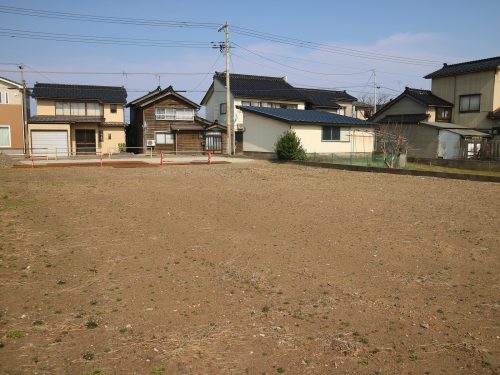 敷地内